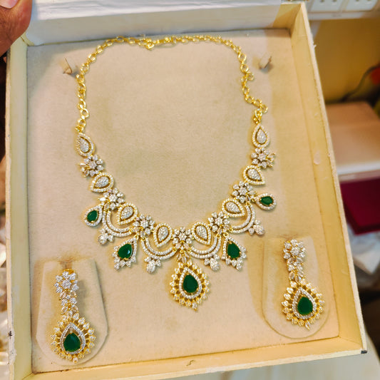 Classic Emerald Diamond Cut Gj polish necklace set