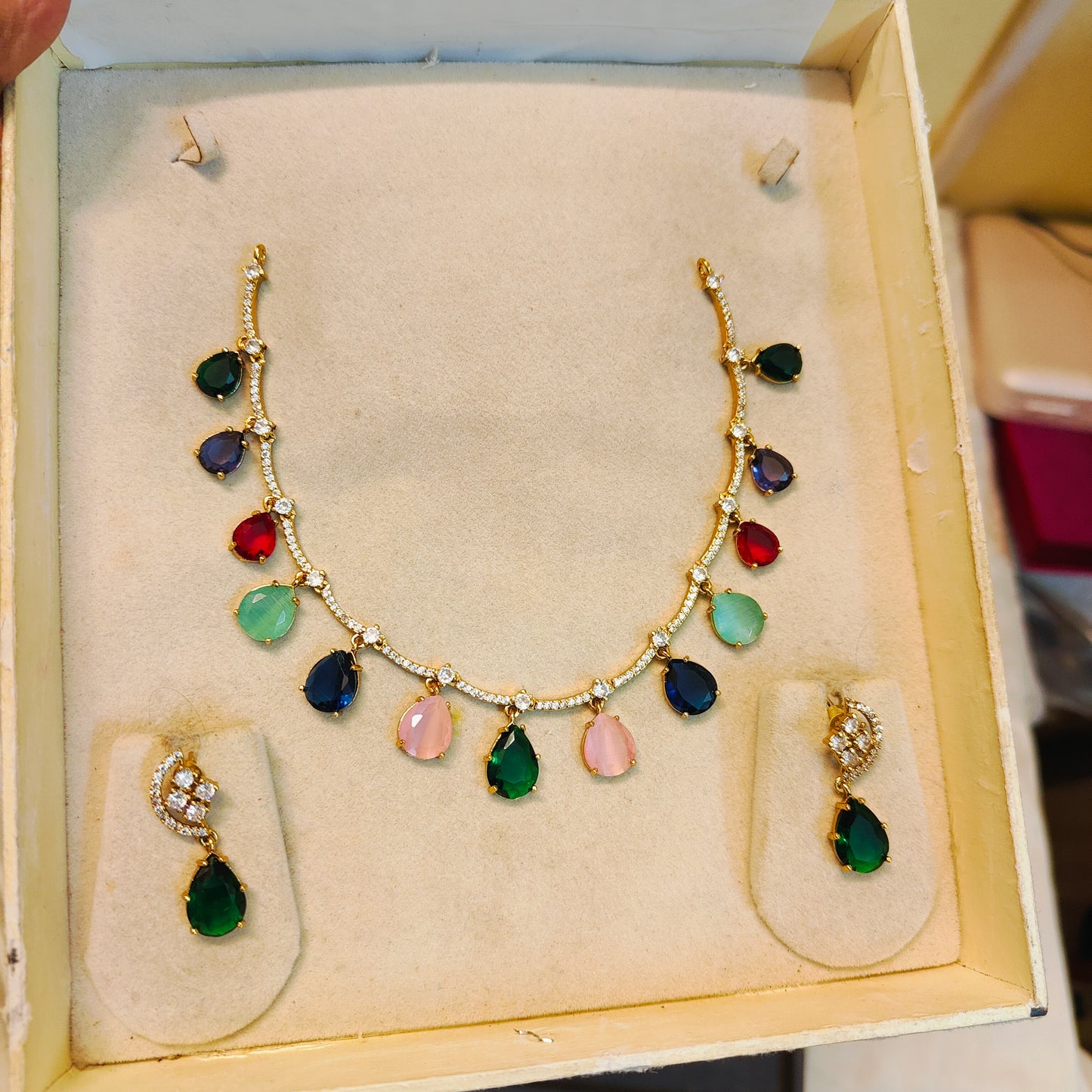 Multicolour Teardrop Cz necklace set