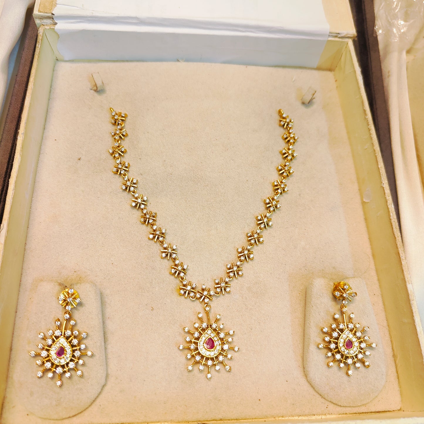 Minimalist Ruby Teardrop necklace set