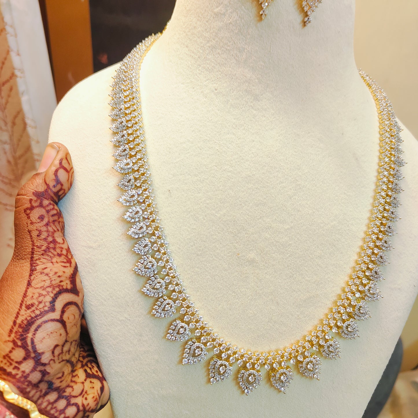 Luxury Minimal Diamond look like haram