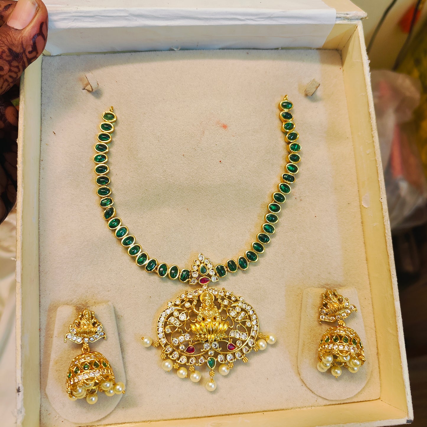 Emerald Lakshmi Pendant necklace set