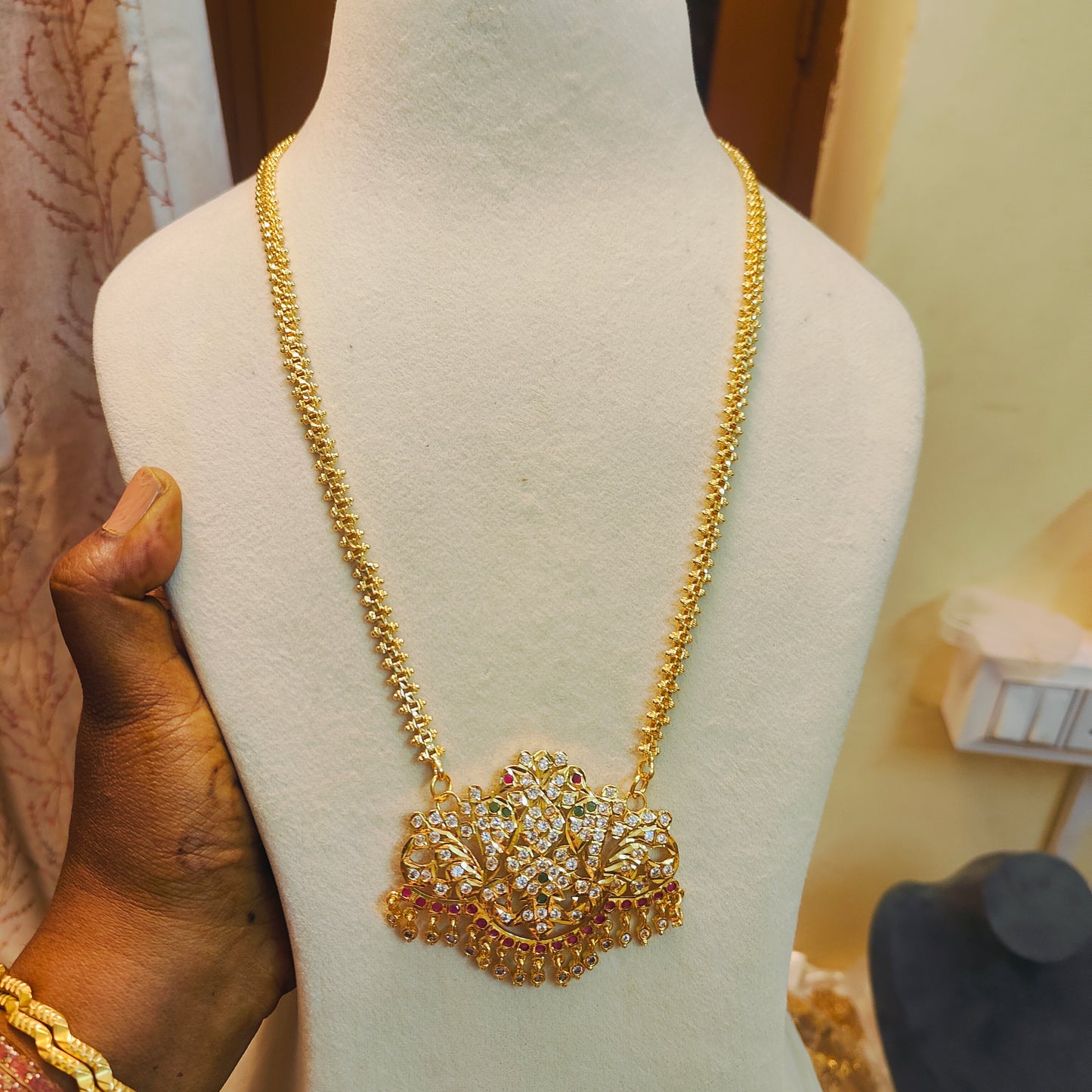 Traditional Peacock Dollar Impon chain  20 to 22 inches