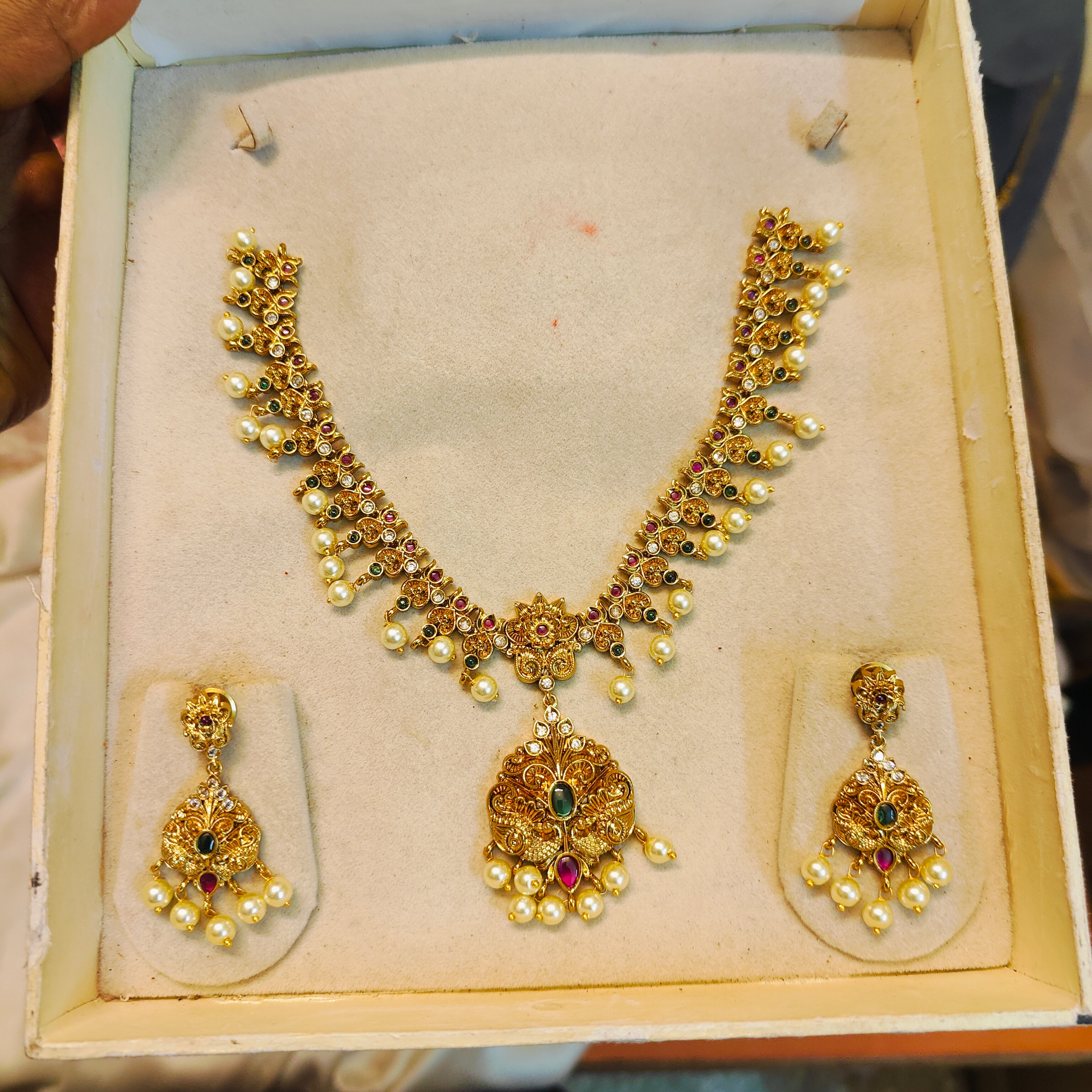 Classic Gold antique finish necklace set with pearl drops
