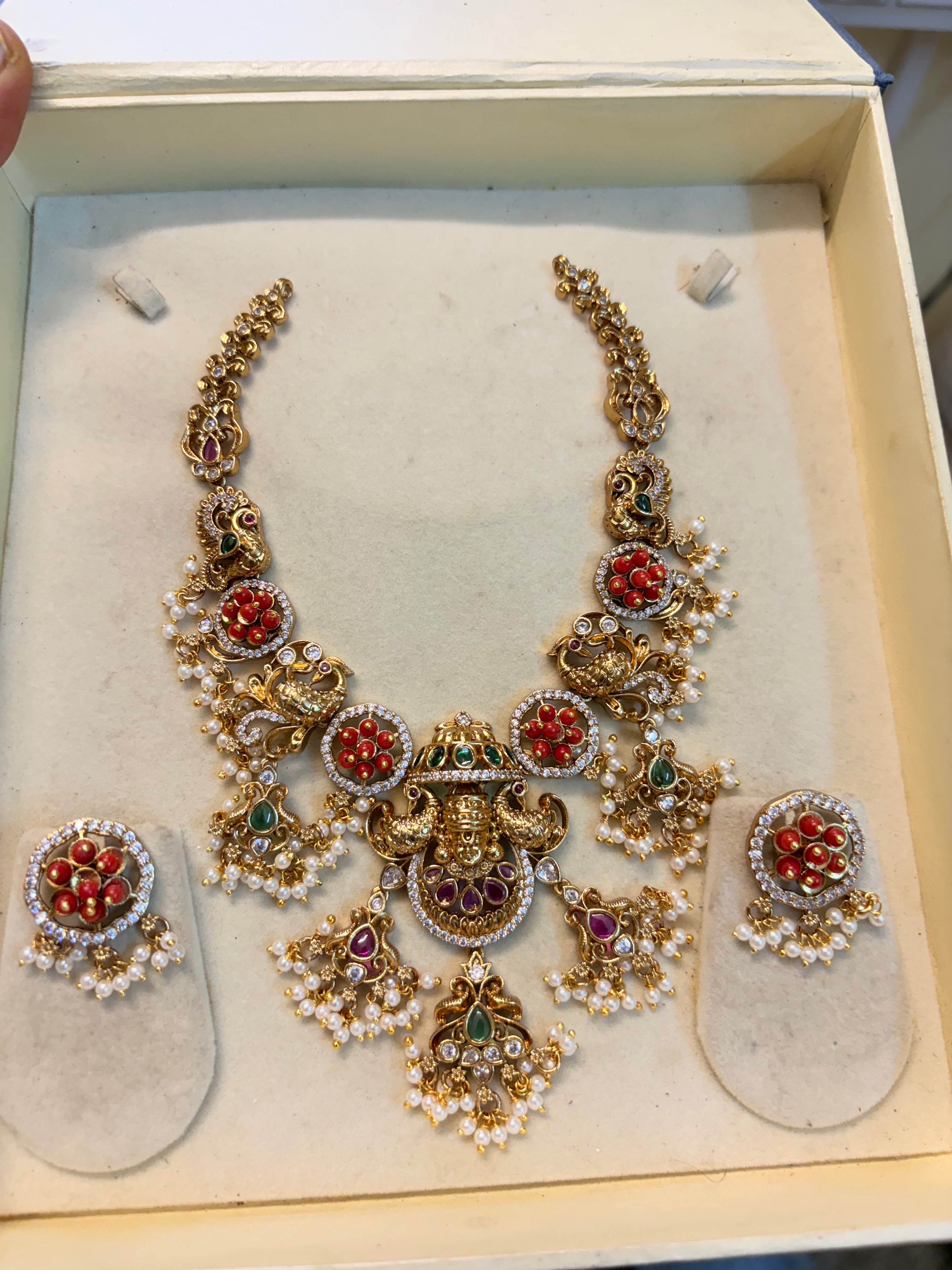 Gold antique finish pagadam jadau necklace set premium quality