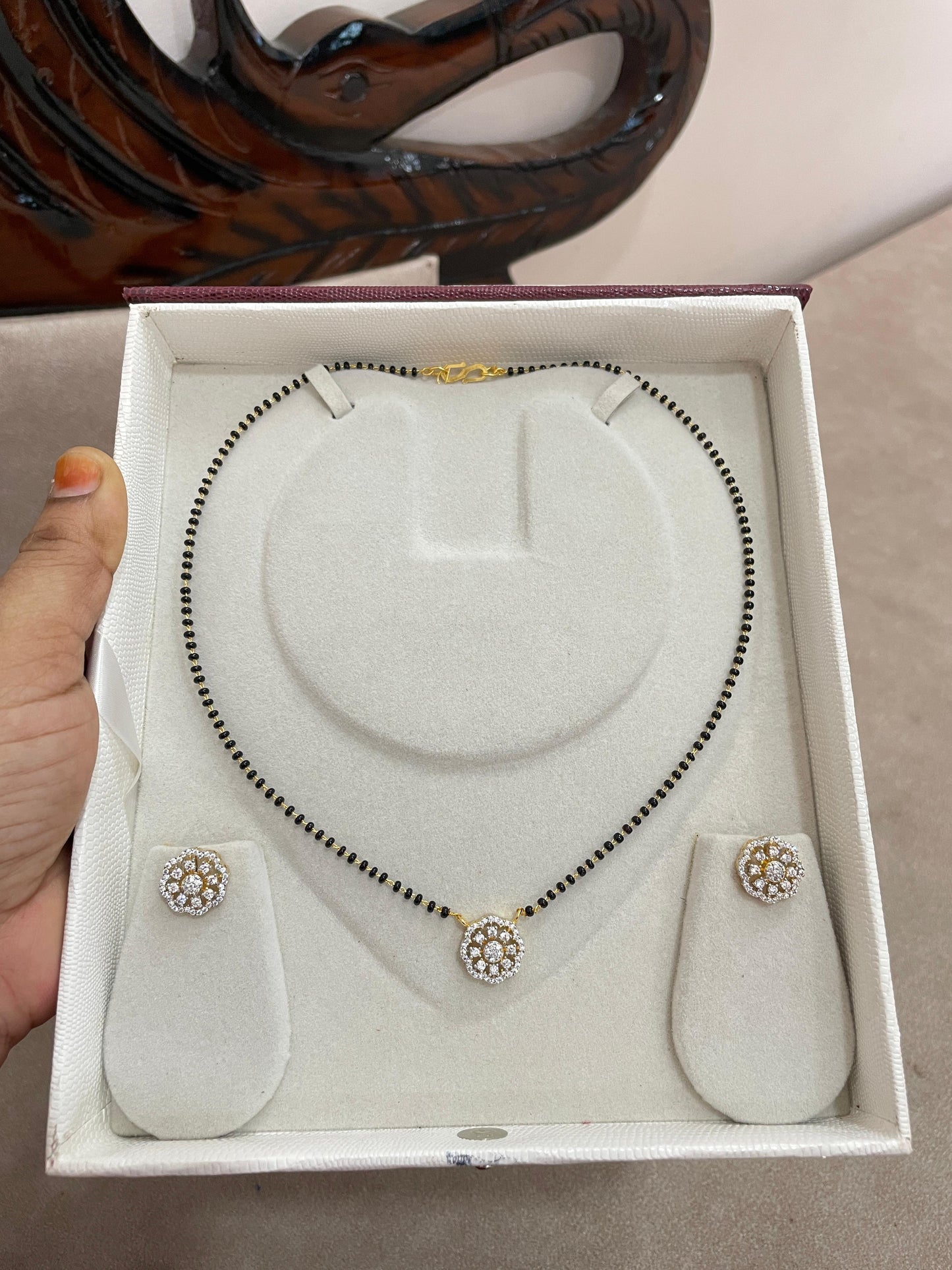 Cz stone black beads chain with earrings