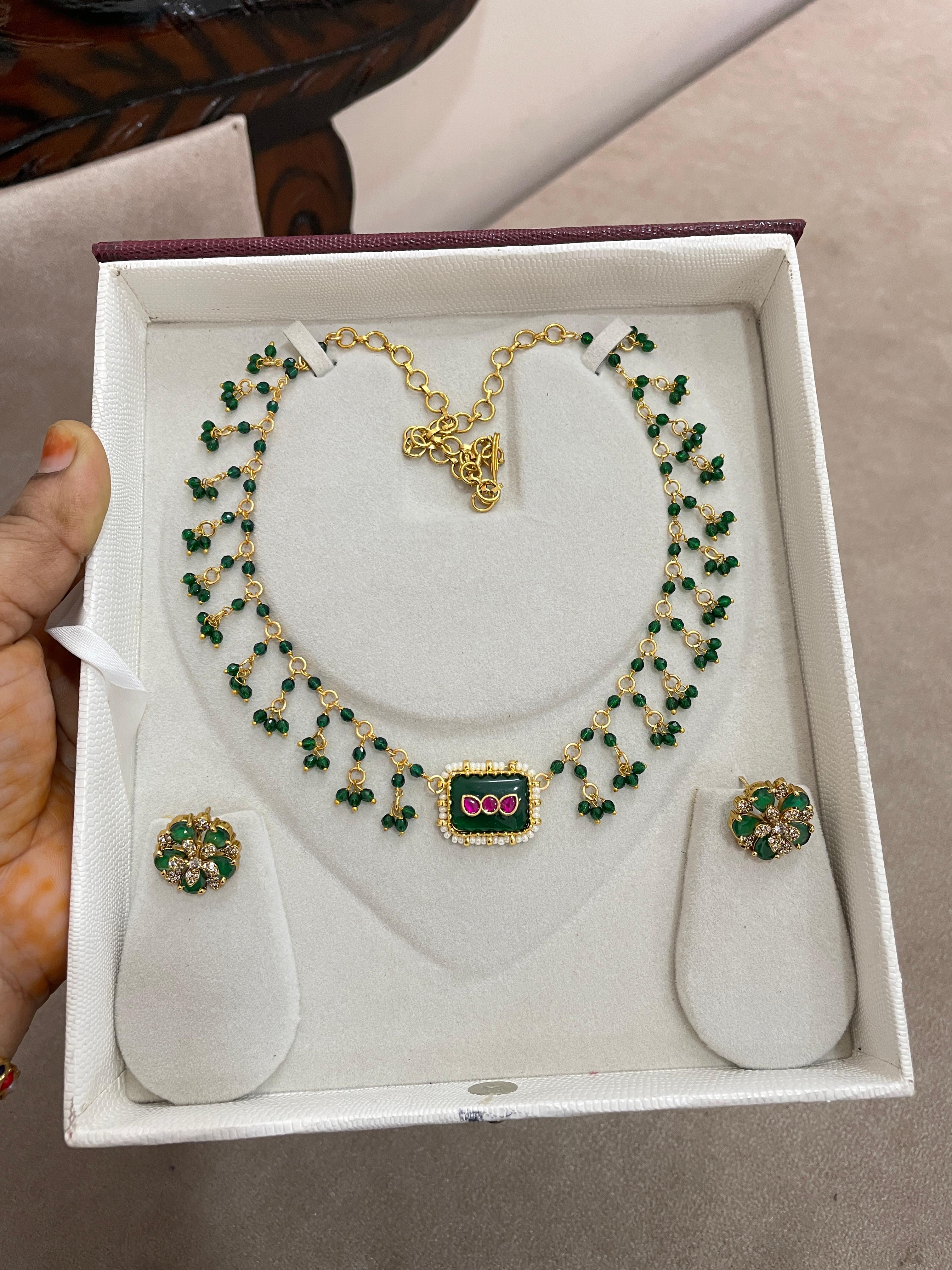Emerald beads handmade necklace set