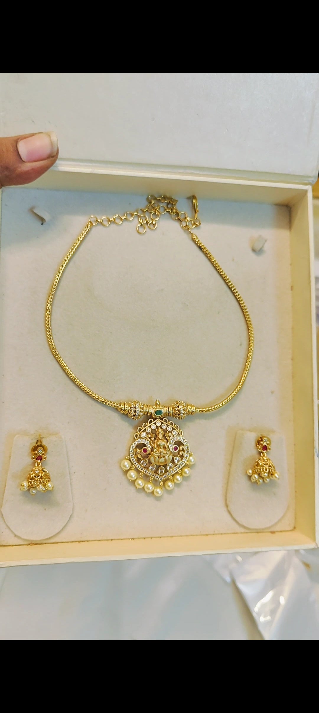 Cz stone gold antique finish necklace set premium quality