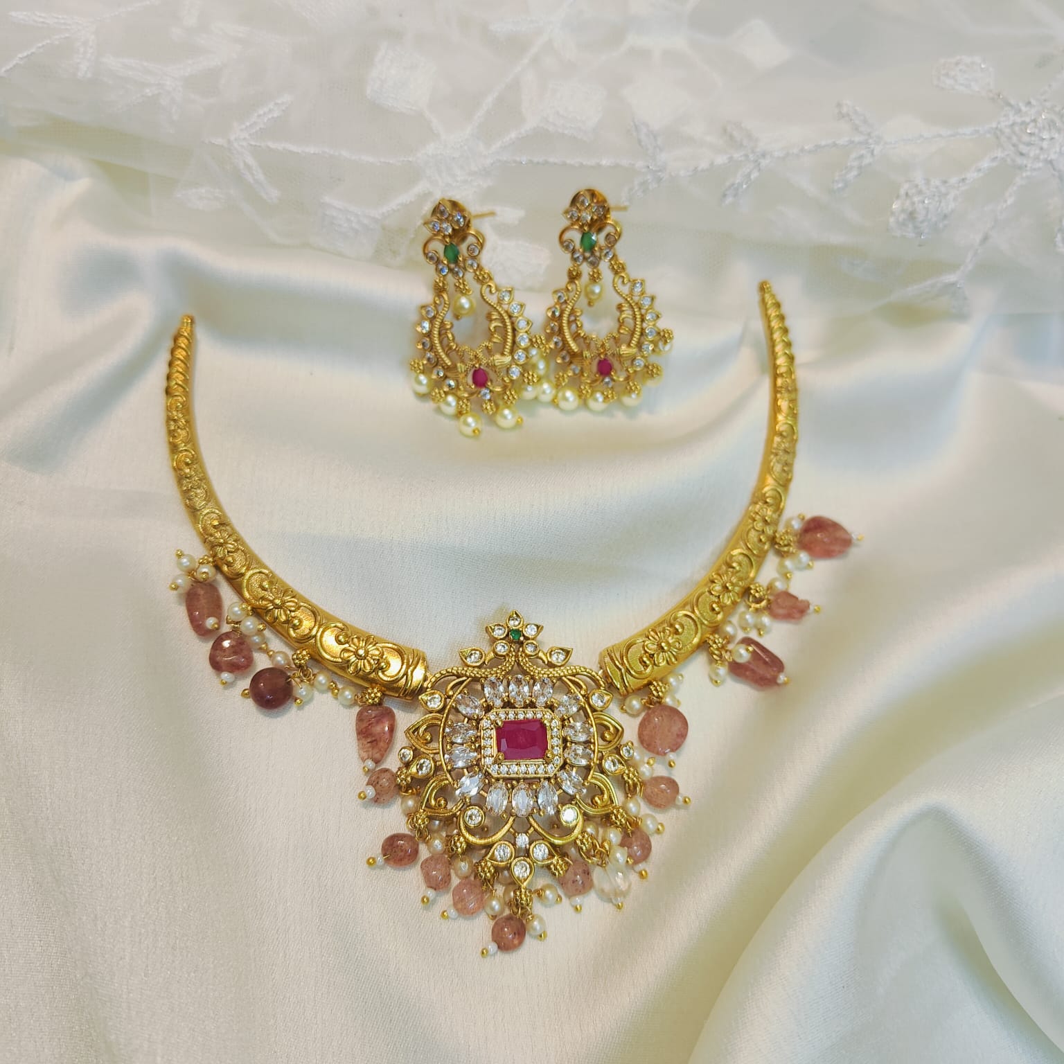 Dainty Cz stone Kanti necklace set