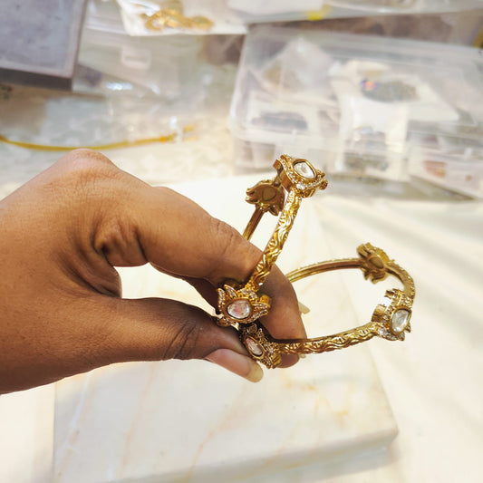 Gold antique kundan jadau bangles