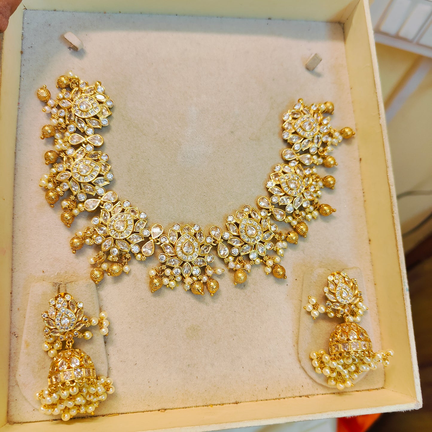 Lotus jadau necklace set