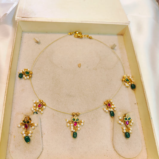Elegant kemp stones invisible chain