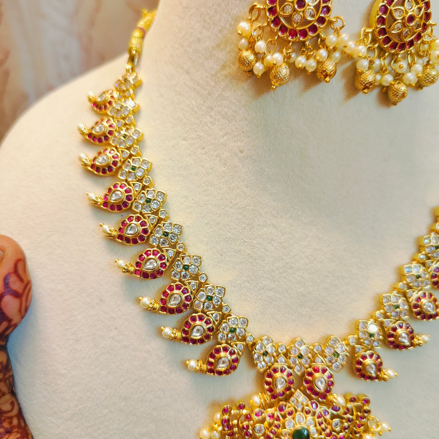 Heritage Real Kemp stones mango necklace set
