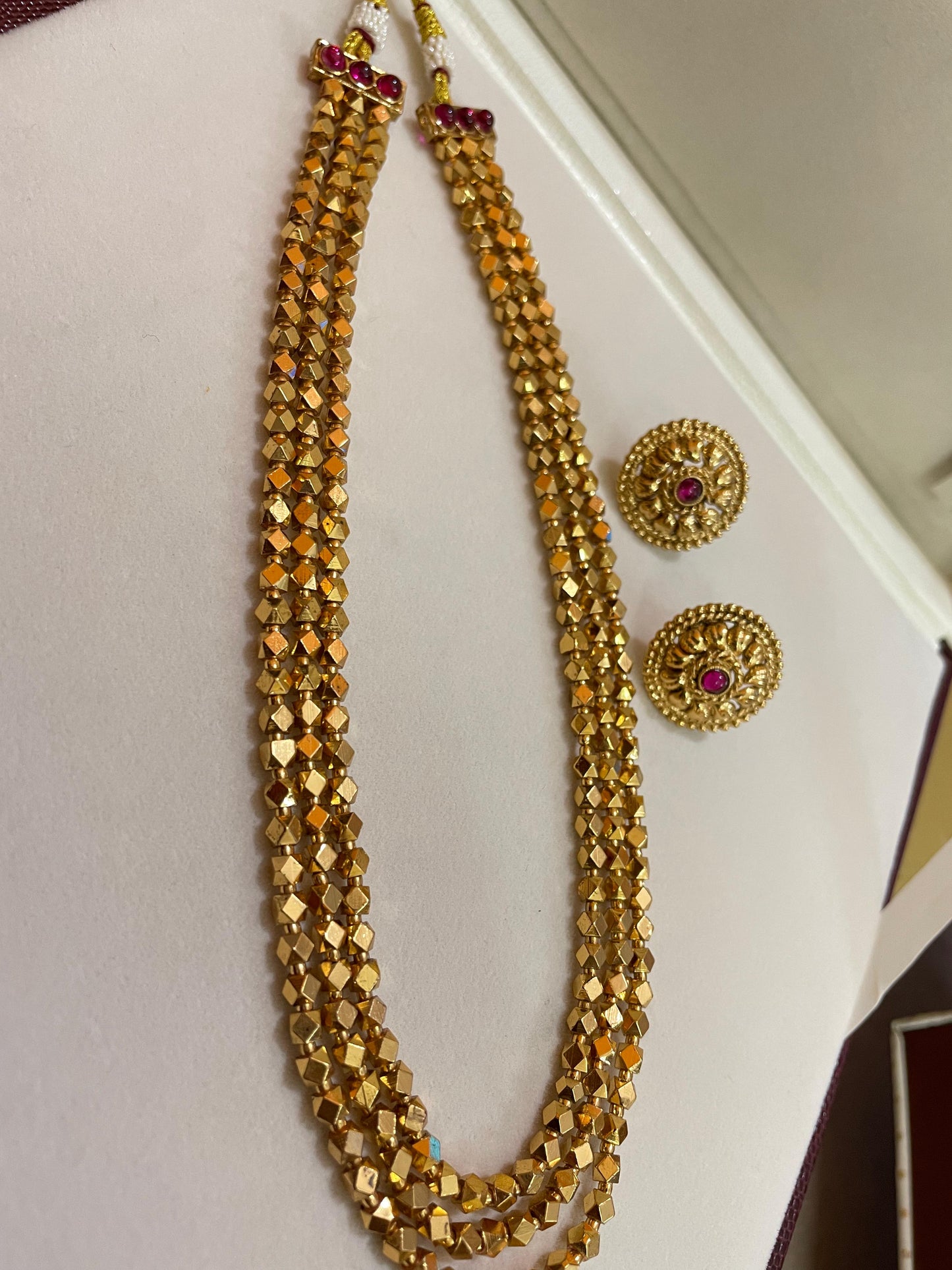 Golden gleam beaded semiharam 18 to 20inches